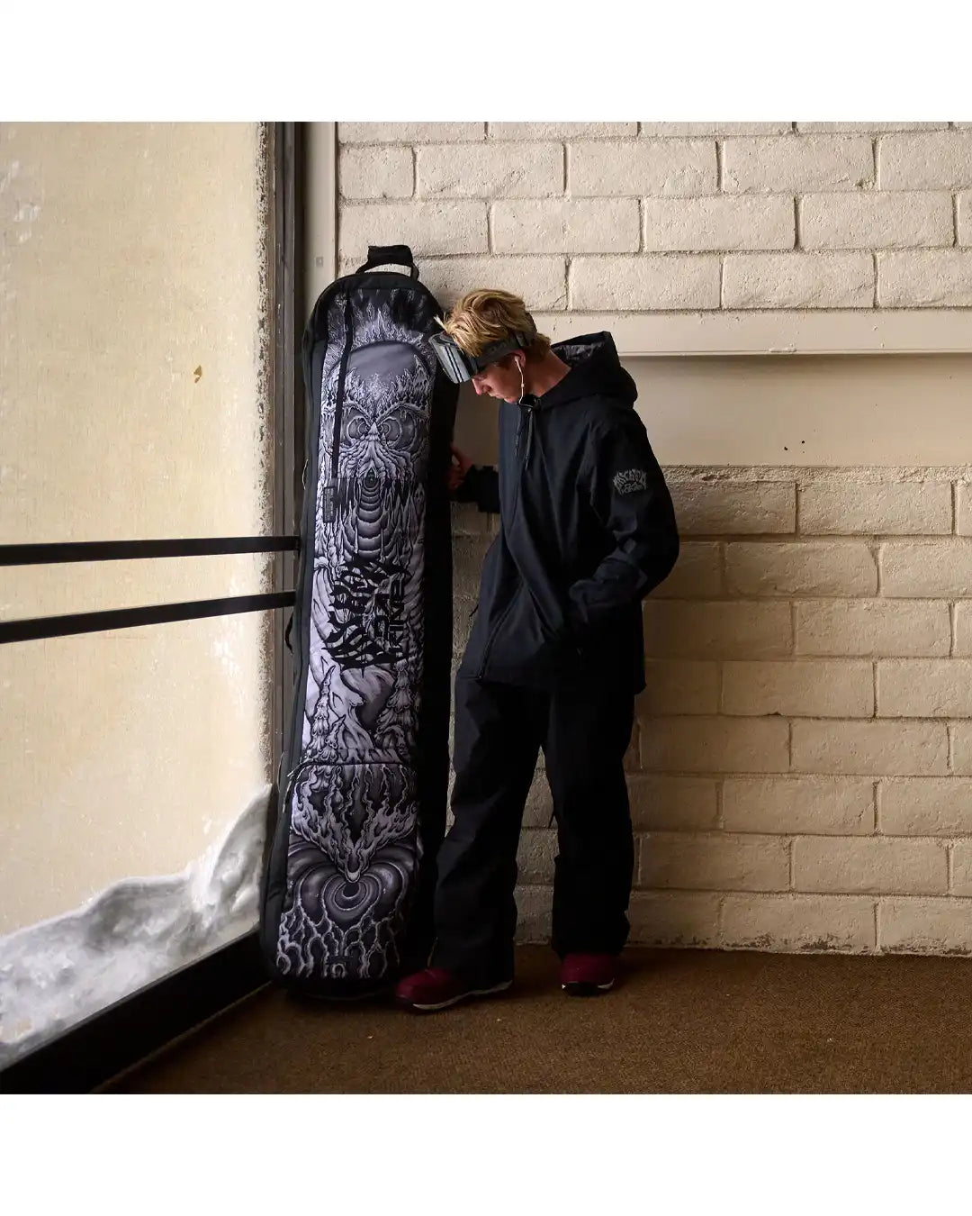 Low Roller Snowboard Bag - Mayhem Griffin