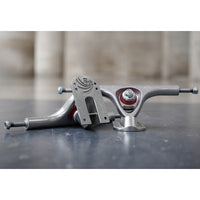 Trucks de longboard Reverse Kingpin V3 - Polished