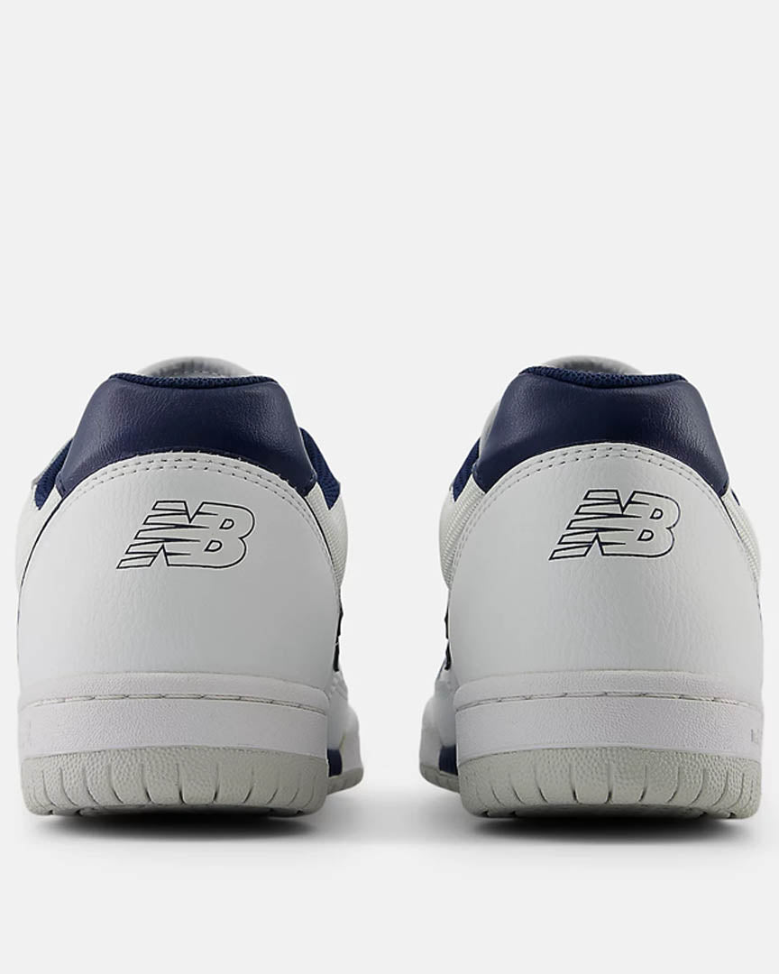 Numeric 600 Tom Knox Shoes - White with Navy