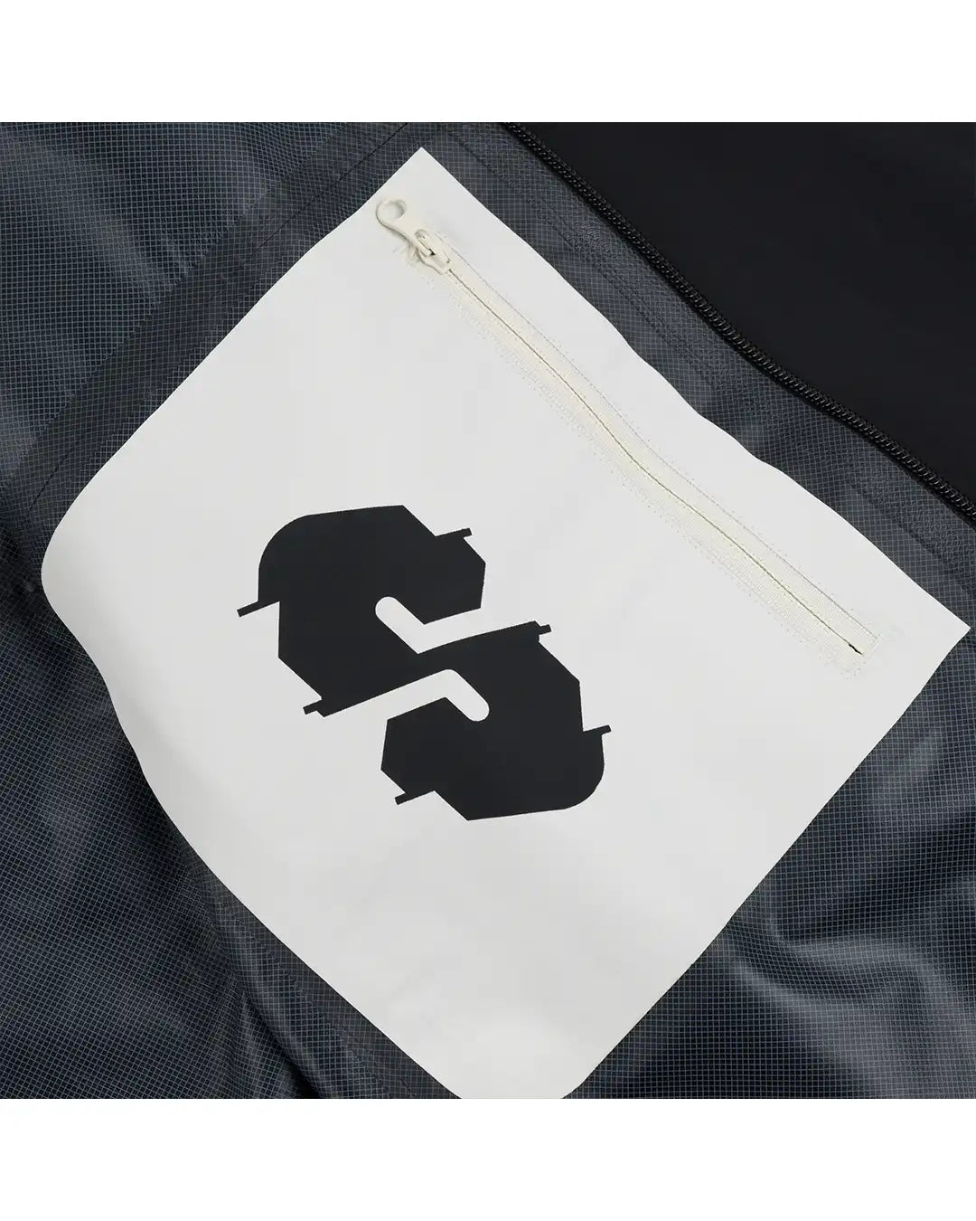 2.5 Ply Recession Winter Jacket - Marshmallow/Black