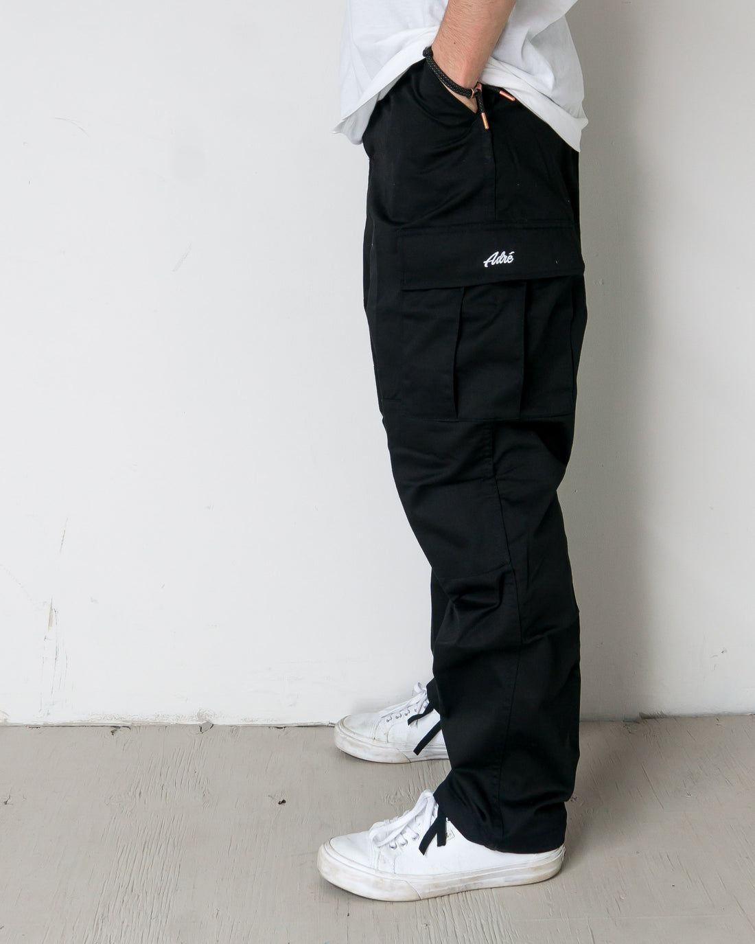 Adre Cargo Relax Fit - Black - Boutique Adrenaline