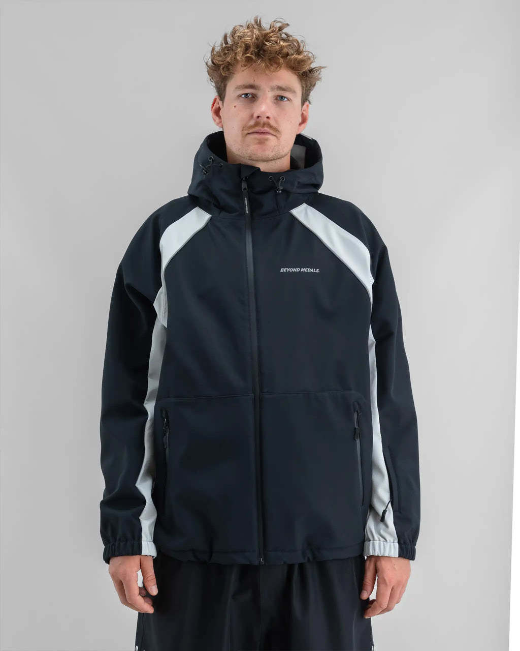 Manteau Neige Softshell Jacket - Black par BEYOND MEDALS – vue 2