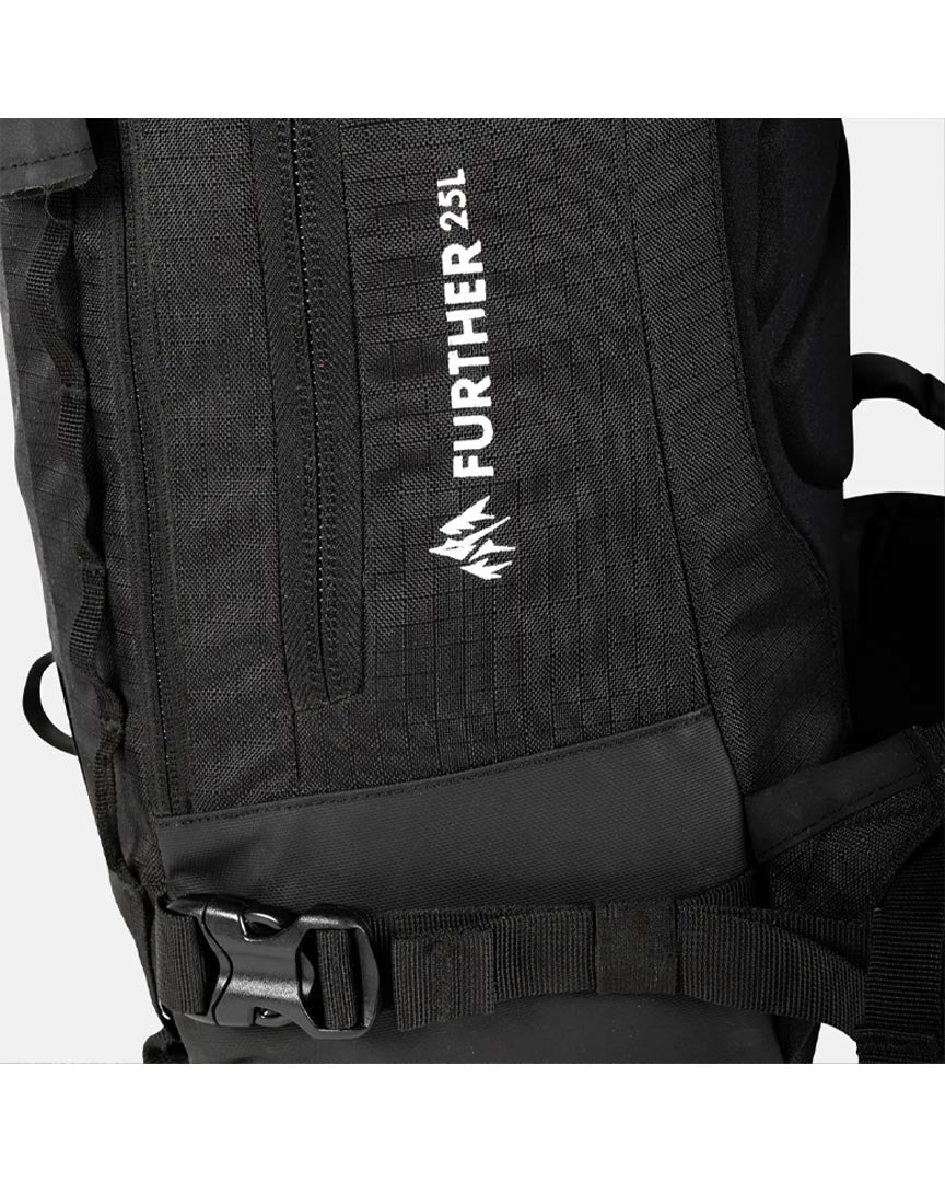 Sac à dos Further 25L - Stealth Black par JONES – vue 11