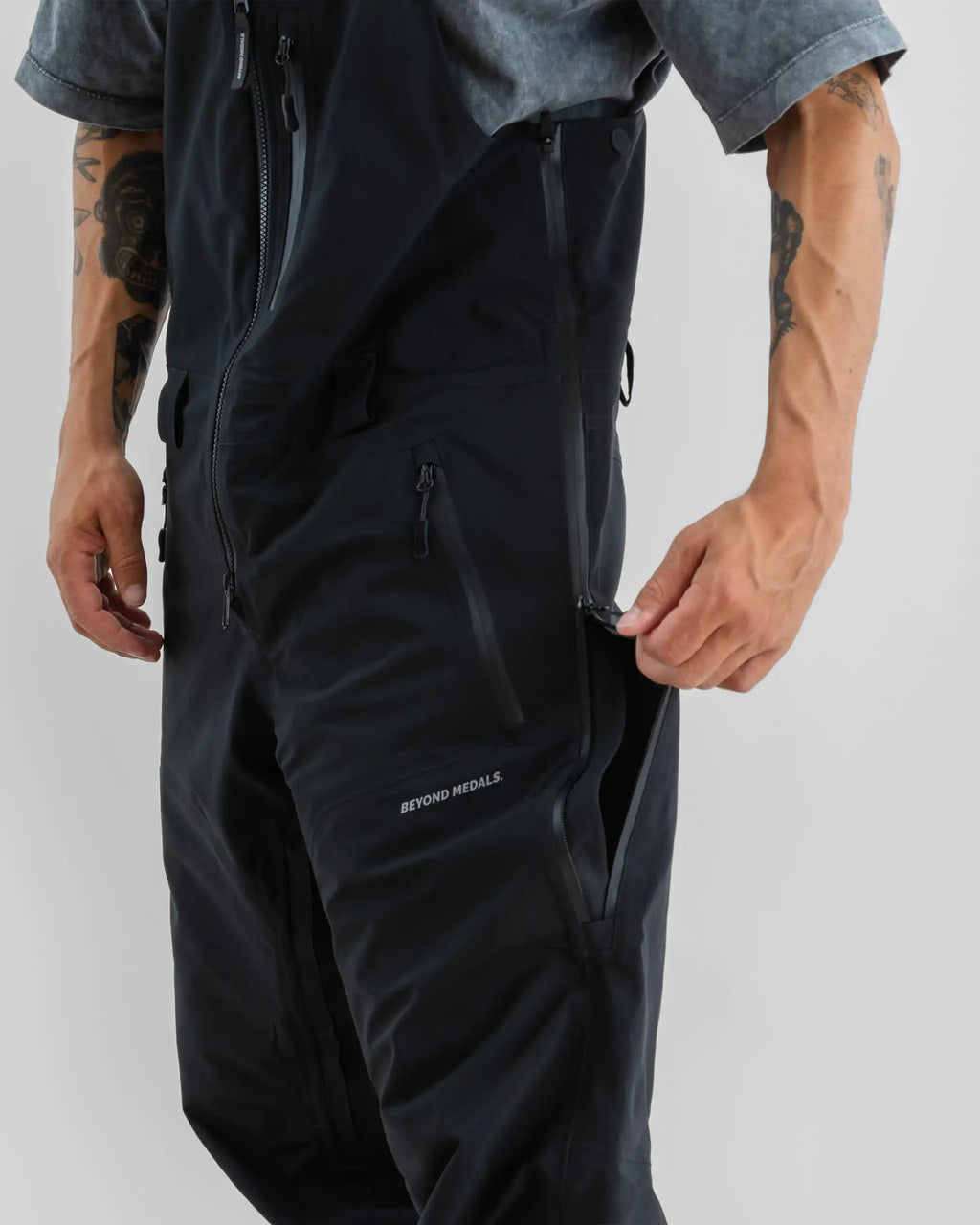 BEYOND MEDALS Tech Bib 2.0 3L Snow Bib - Black – view 14