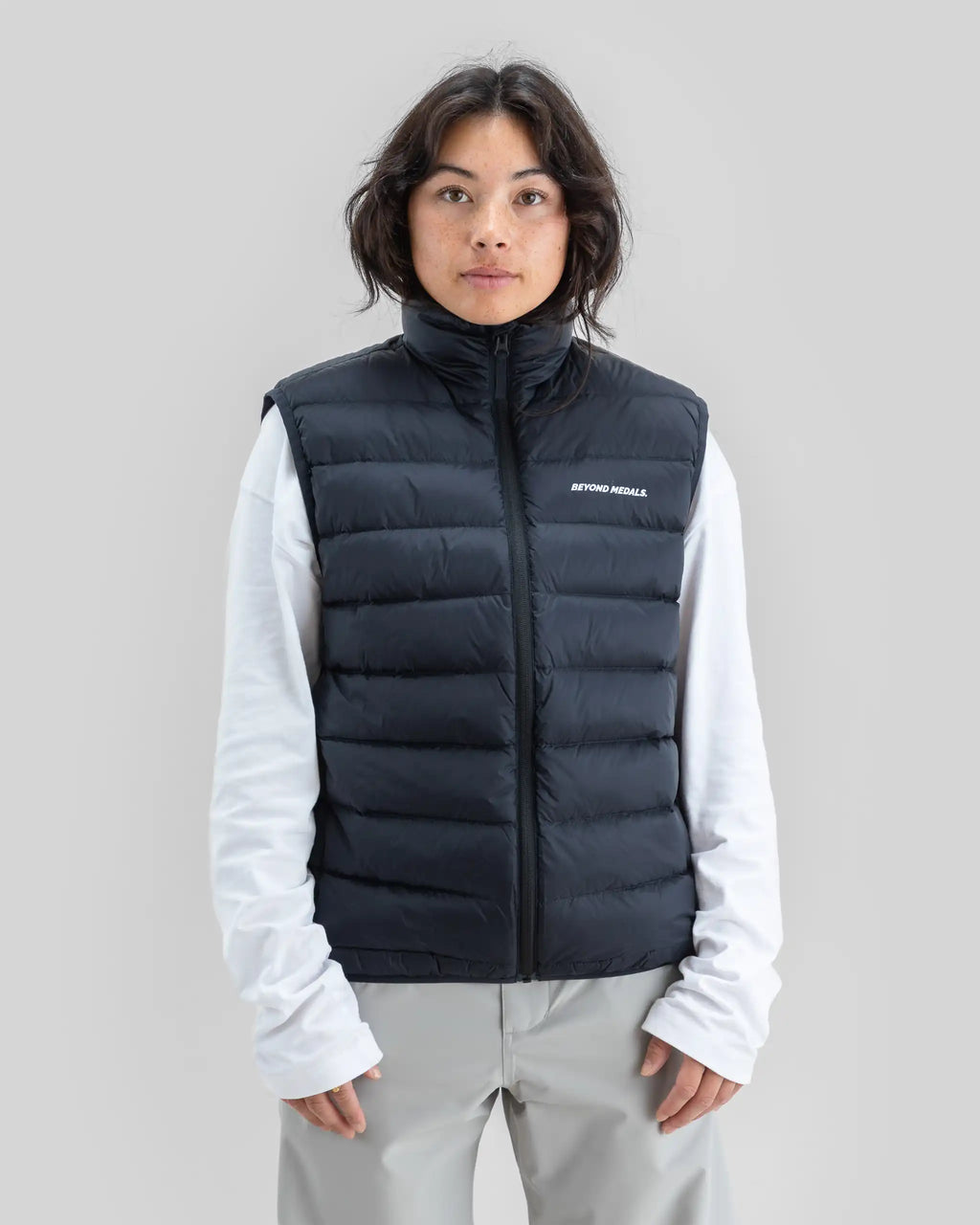 Manteau Neige Packable Down Vest - Black par BEYOND MEDALS – vue 2