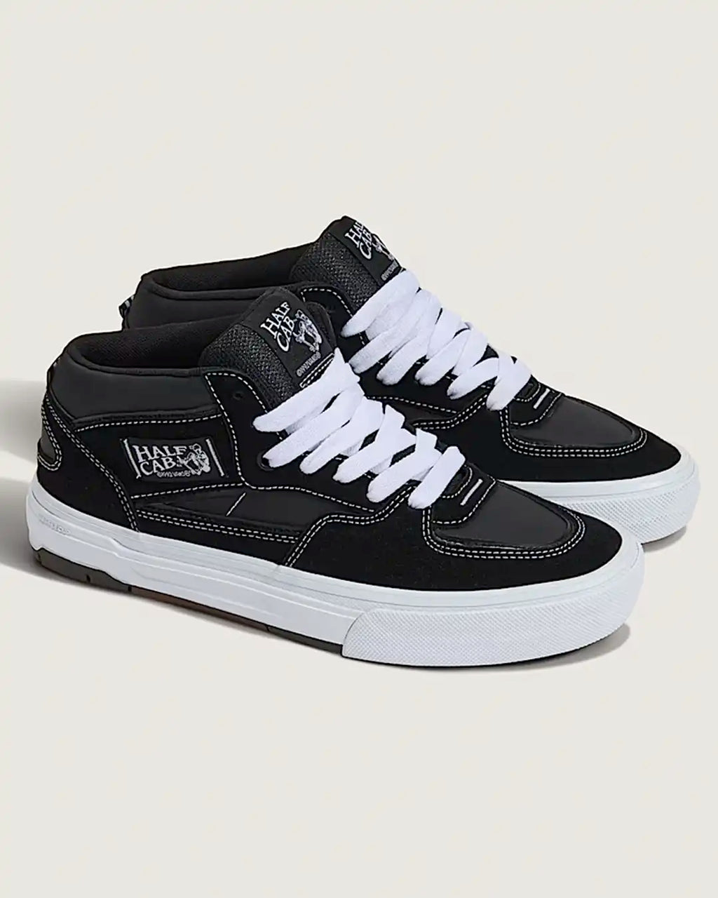 Souliers Skate Half Cab - Black/White