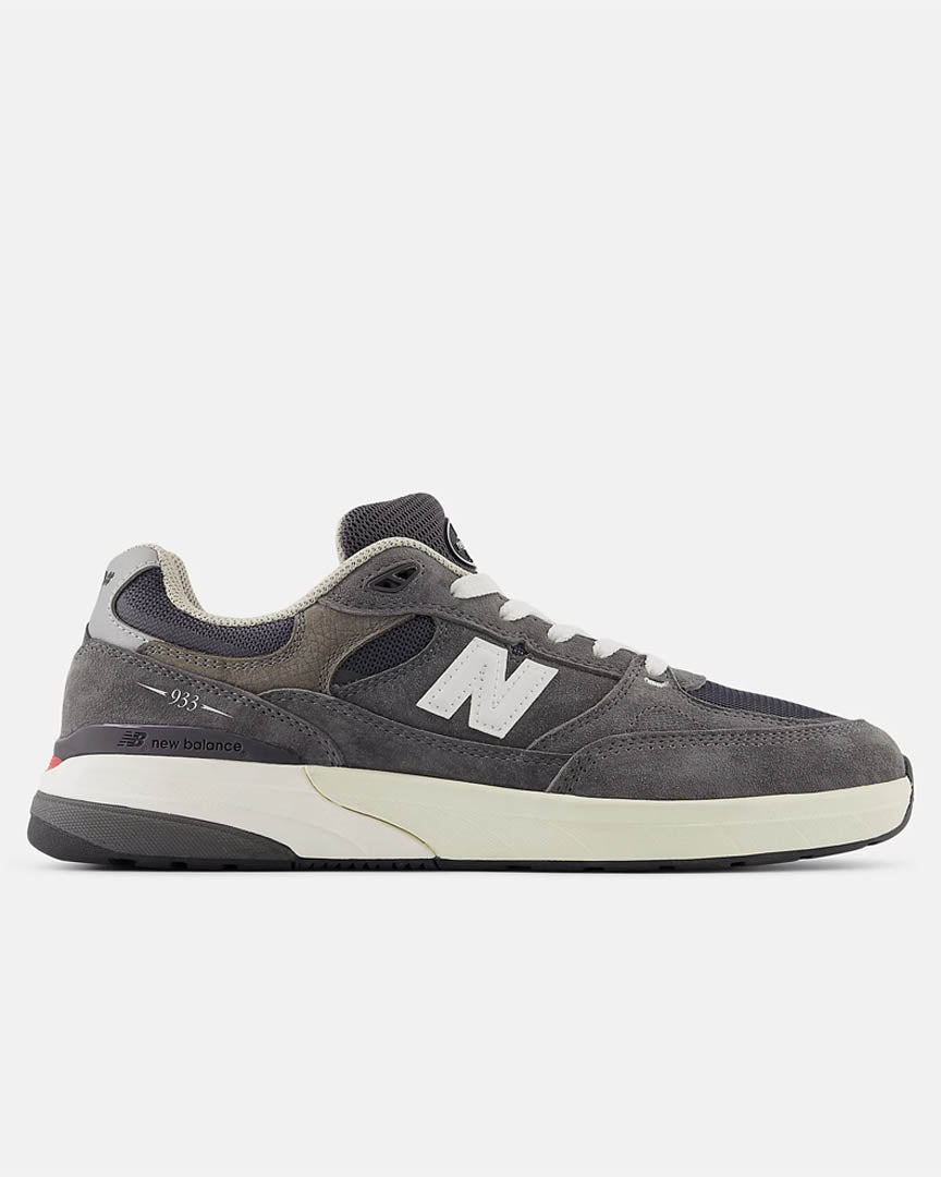 Numeric 933 Reynolds Shoes - Dark Grey/White