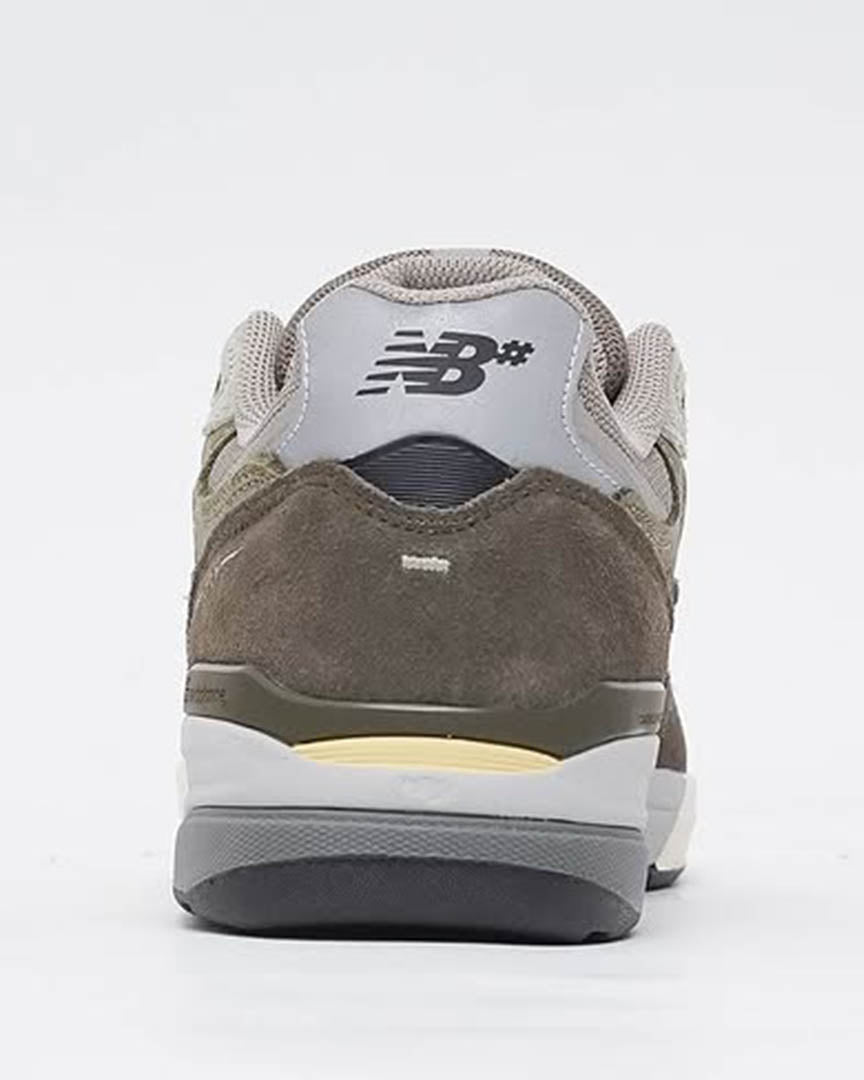 Numeric 933 Reynolds Shoes - Dark Olive/Light Olive