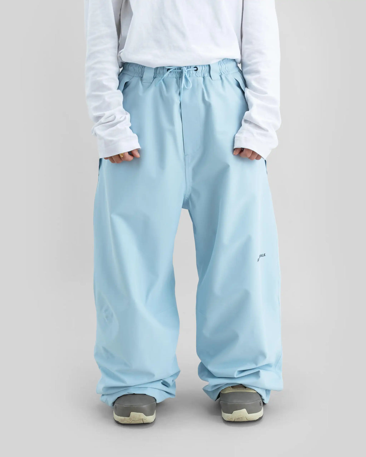 BEYOND MEDALS Park 2L Snow Pants - Light Blue – view 2