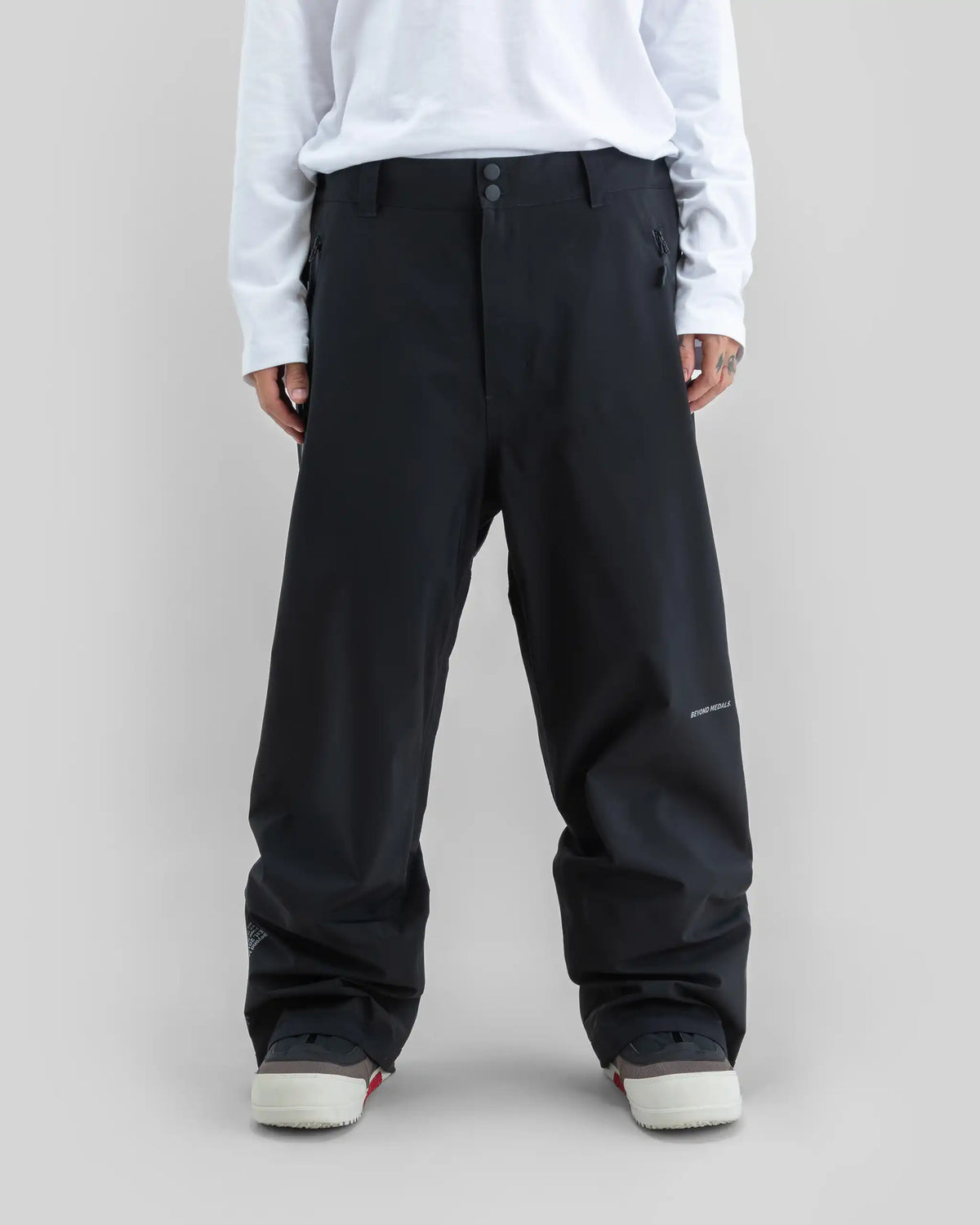 BEYOND MEDALS Omni Snow Pants - Black – view 2