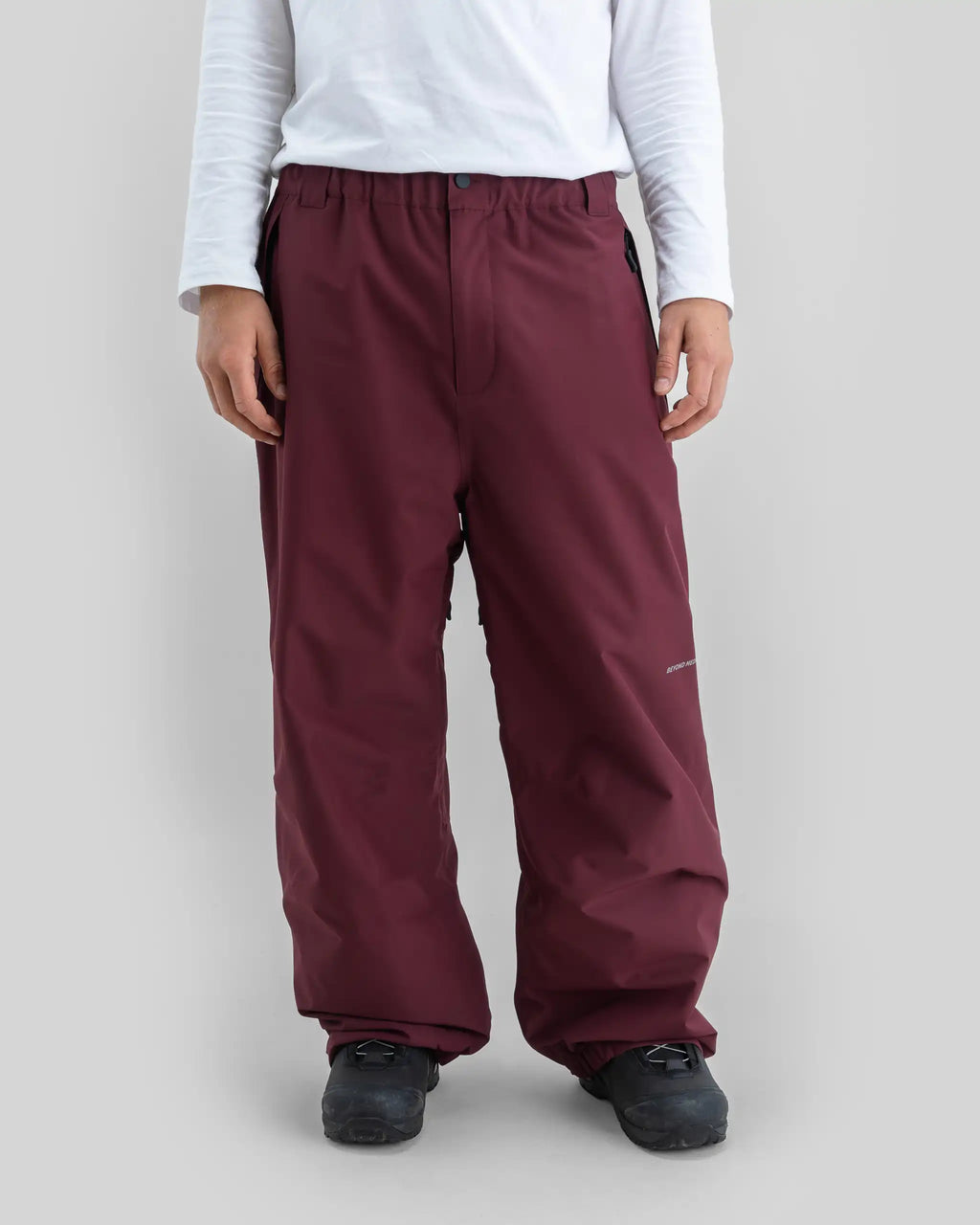 BEYOND MEDALS Nostalgia 2L Snow Pants - Dark Red – view 2