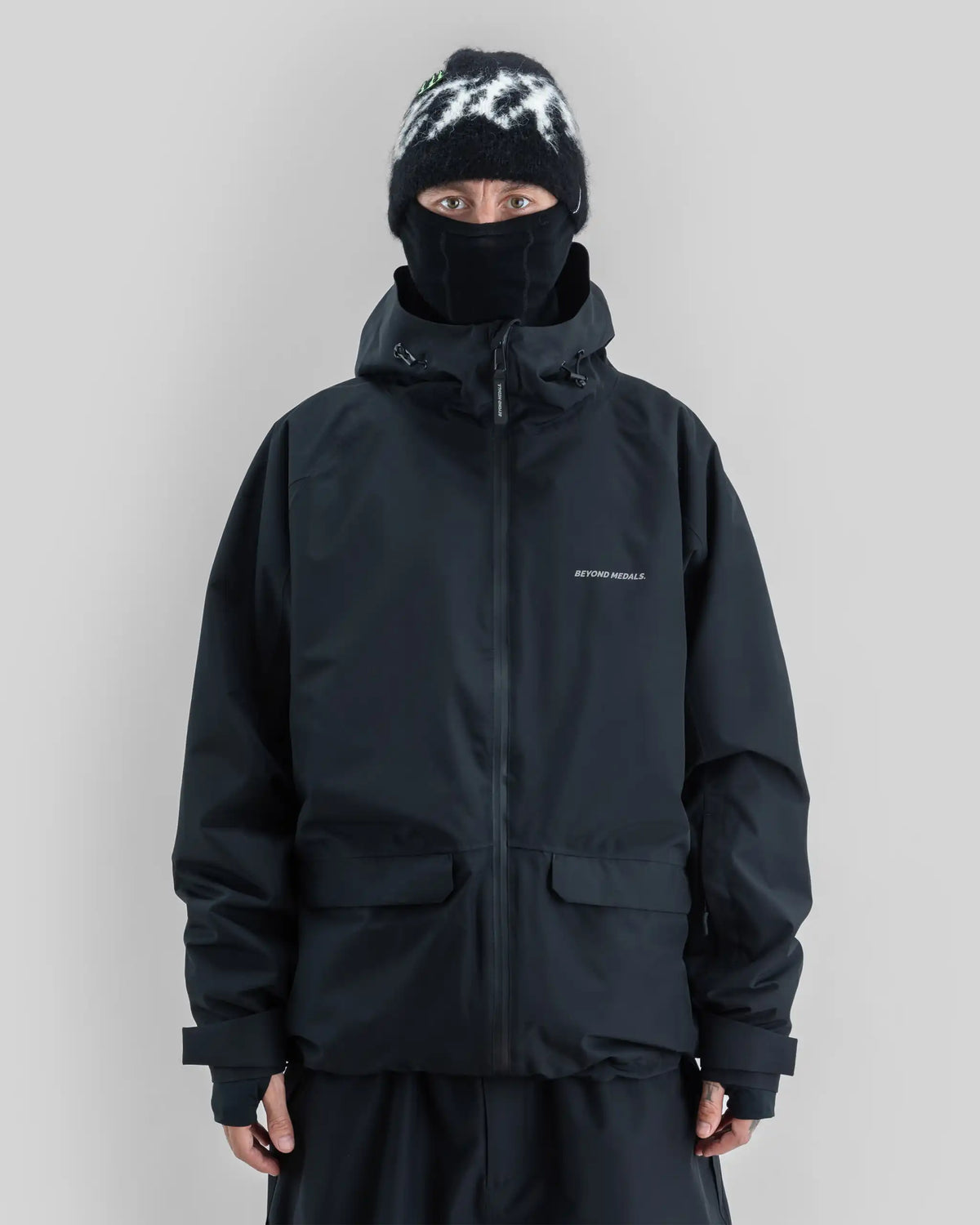 BEYOND MEDALS Nostalgia 2L Winter Jacket - Black – view 3