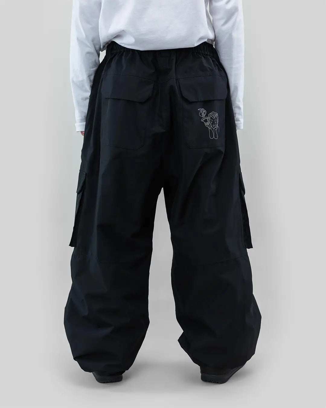 Park Cargo Snow Pants - Black