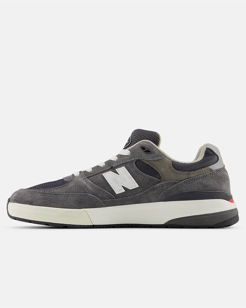 Numeric 933 Reynolds Shoes - Dark Grey/White