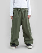 BEYOND MEDALS Park 2L Snow Pants - Dark Green – view 2