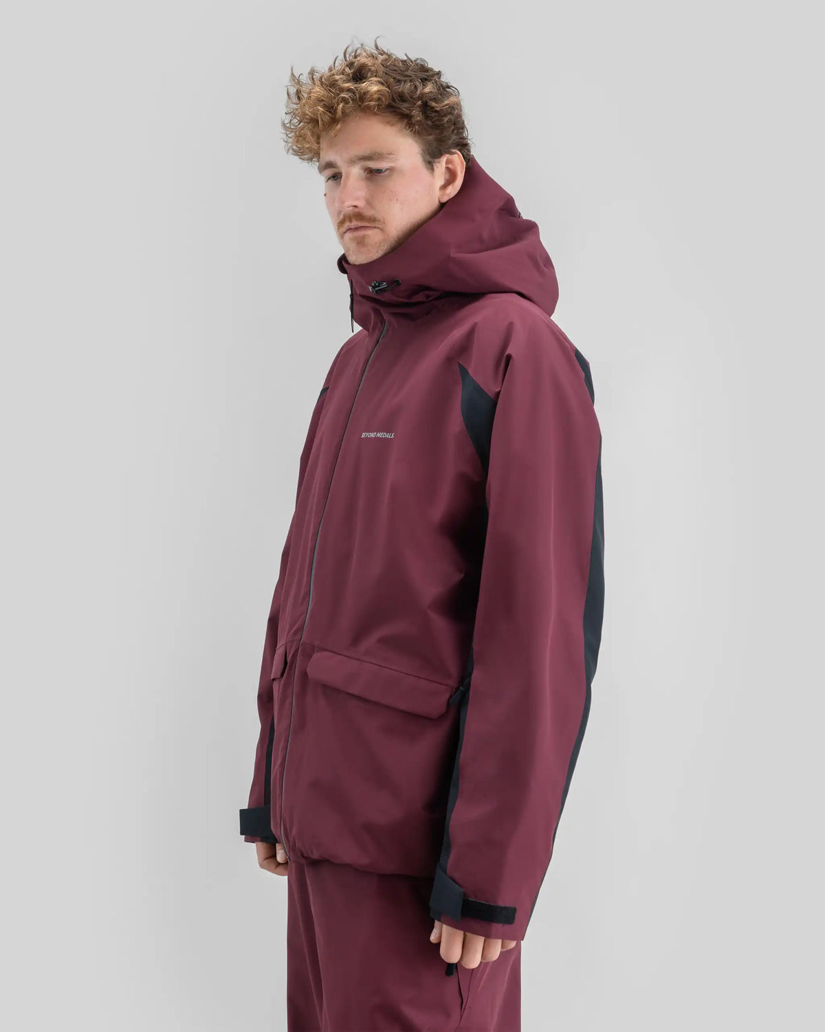 BEYOND MEDALS Nostalgia 2L Winter Jacket - Dark Red – view 4