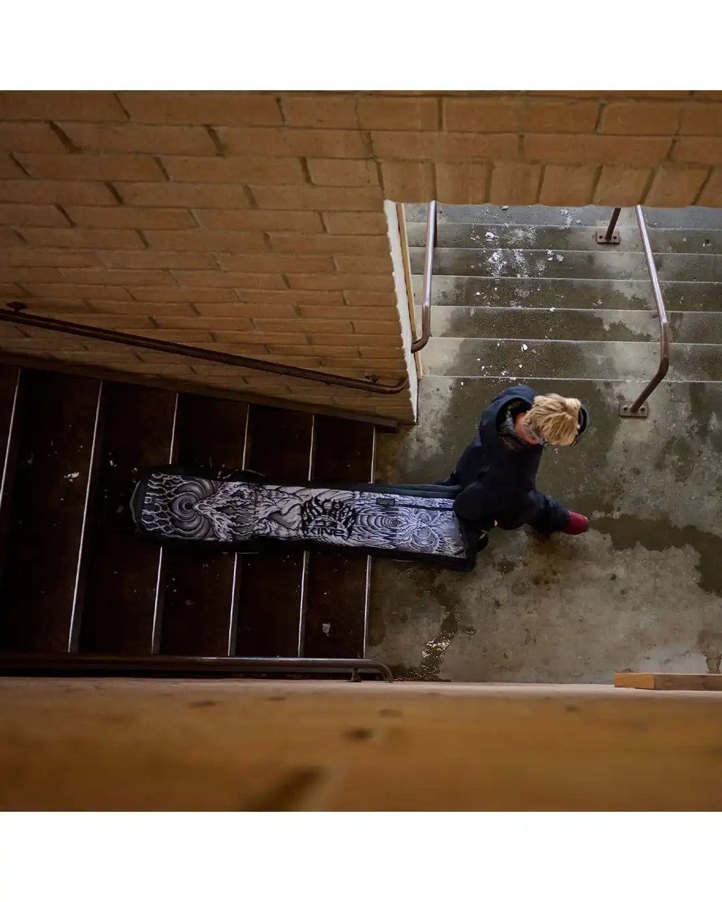 Low Roller Snowboard Bag - Mayhem Griffin