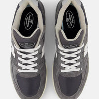 Numeric 933 Reynolds Shoes - Dark Grey/White