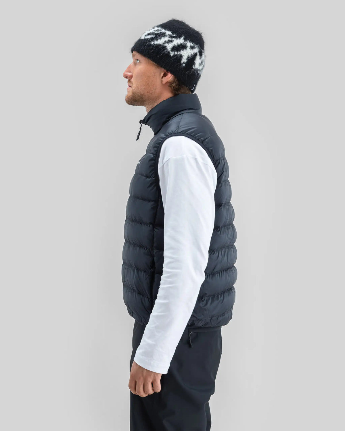 Manteau Neige Packable Down Vest - Black par BEYOND MEDALS – vue 5