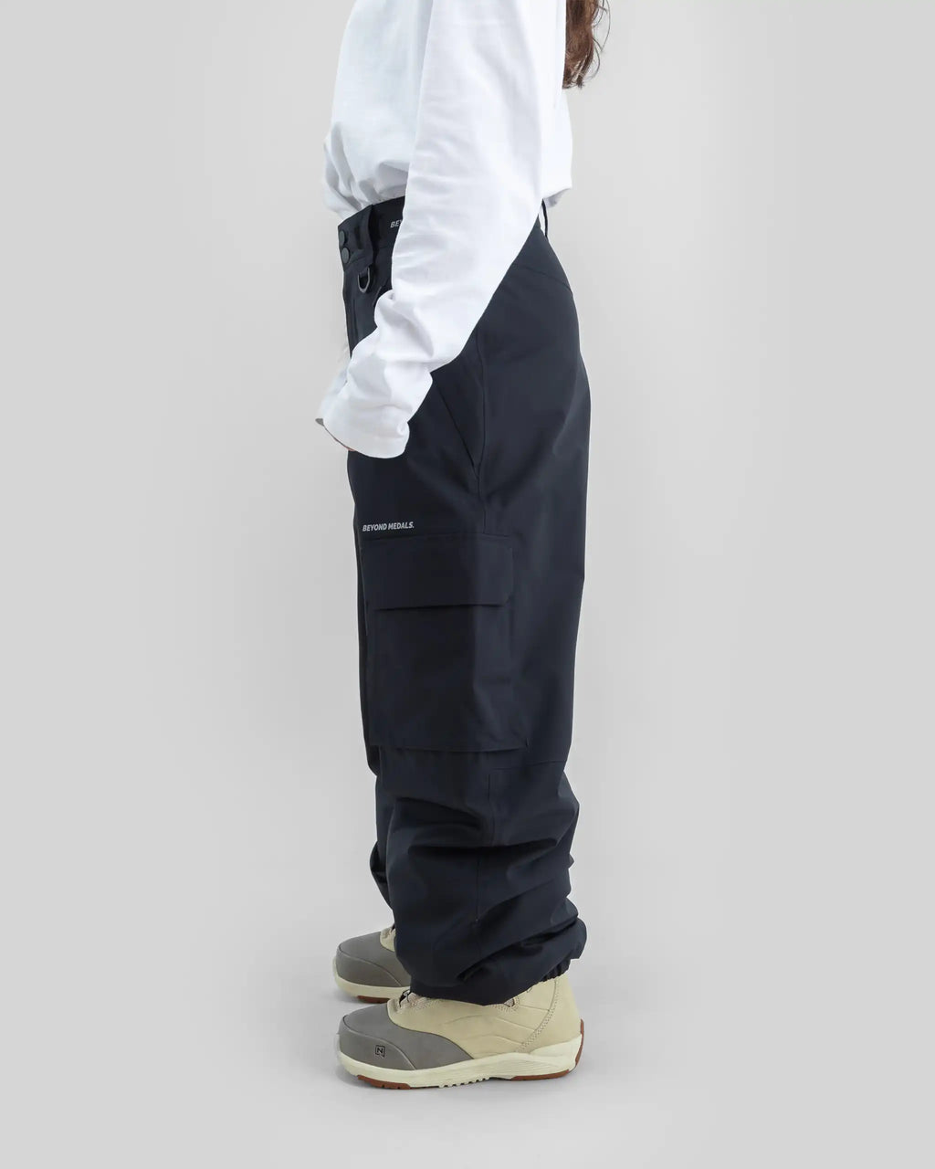 BEYOND MEDALS Cargo 2L Ripstop Snow Pants - Black – view 5