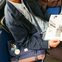 Cove Messenger Bag Grid - London Fog