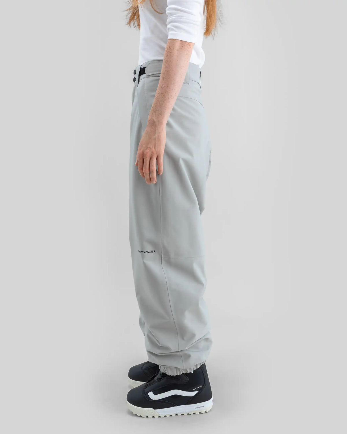 BEYOND MEDALS X 3L Snow Pants - Grey – view 5