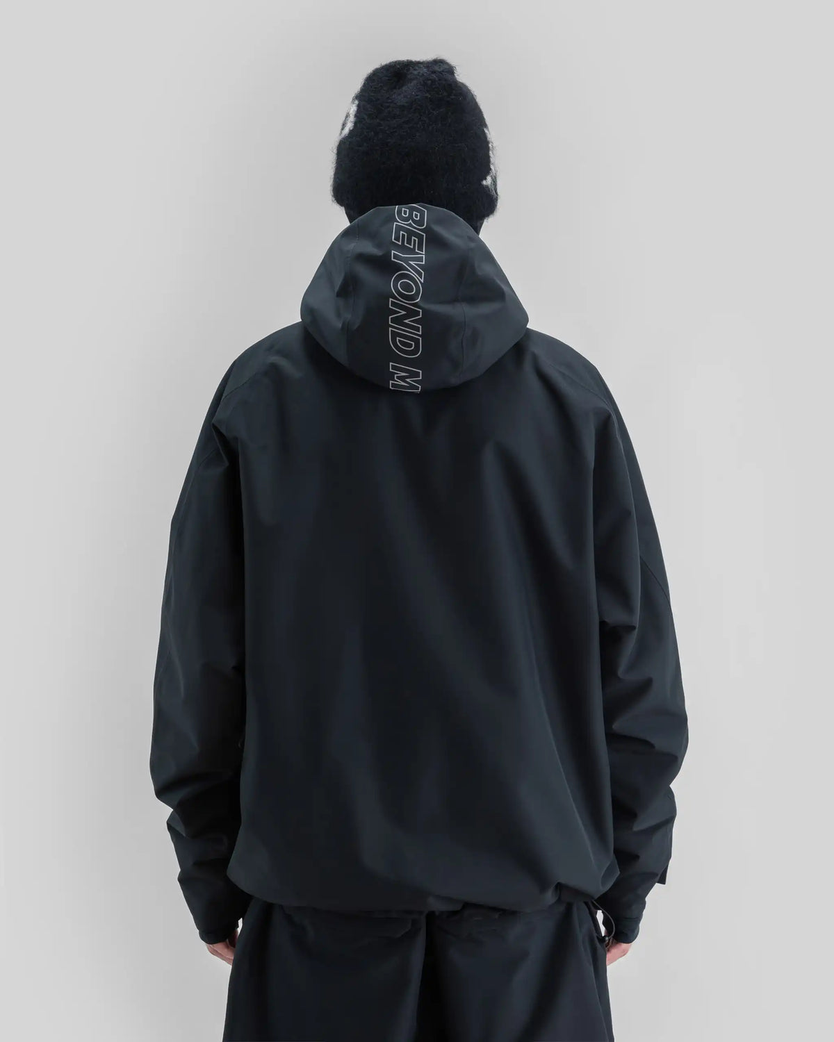 BEYOND MEDALS Nostalgia 2L Winter Jacket - Black – view 8