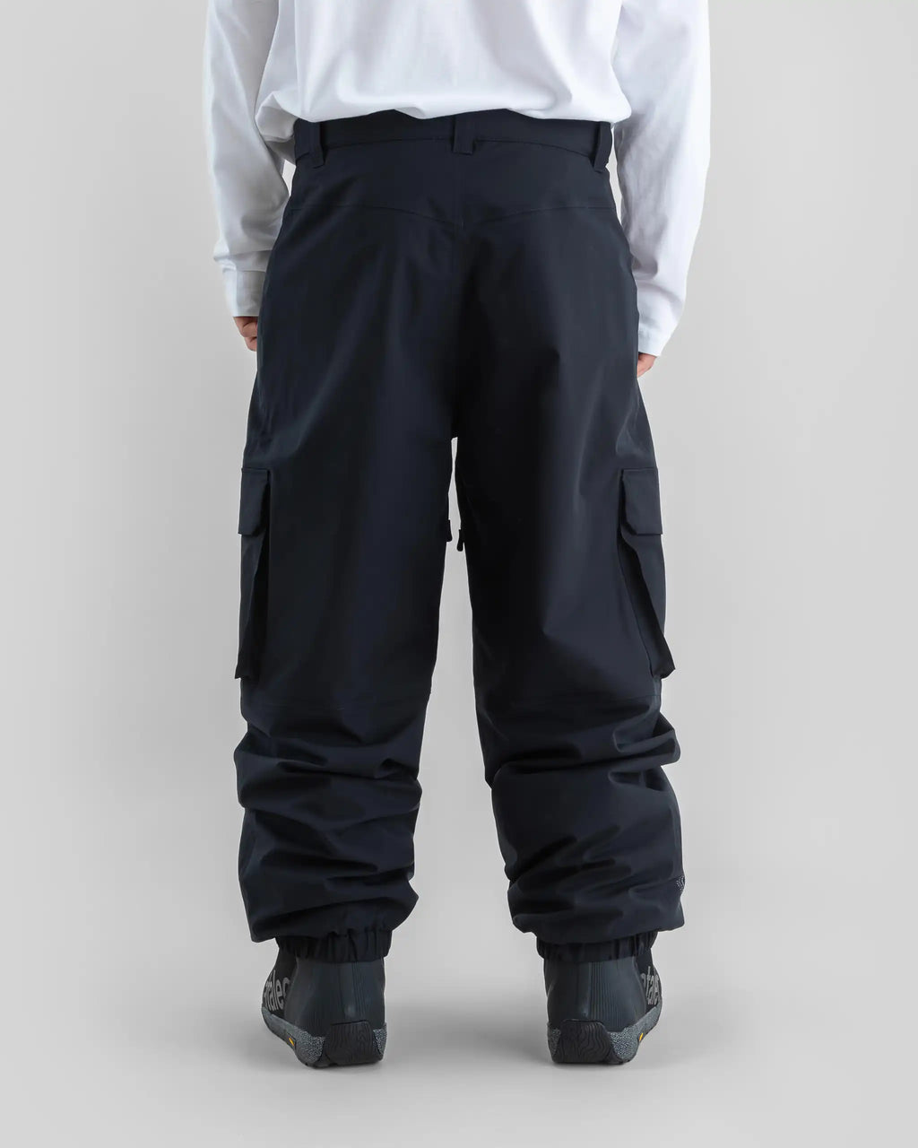 BEYOND MEDALS Cargo 2L Ripstop Snow Pants - Black – view 6