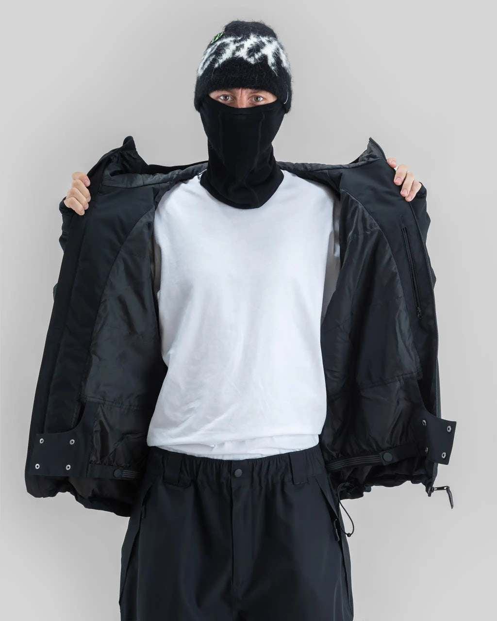 BEYOND MEDALS Nostalgia 2L Winter Jacket - Black – view 10