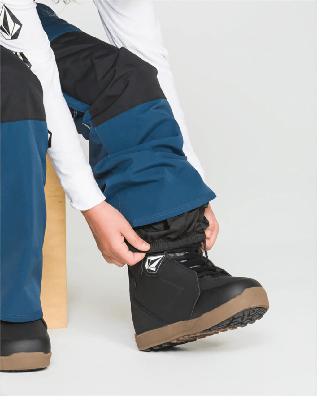 Barkley Insulated Youth Snow Bib - Blue
