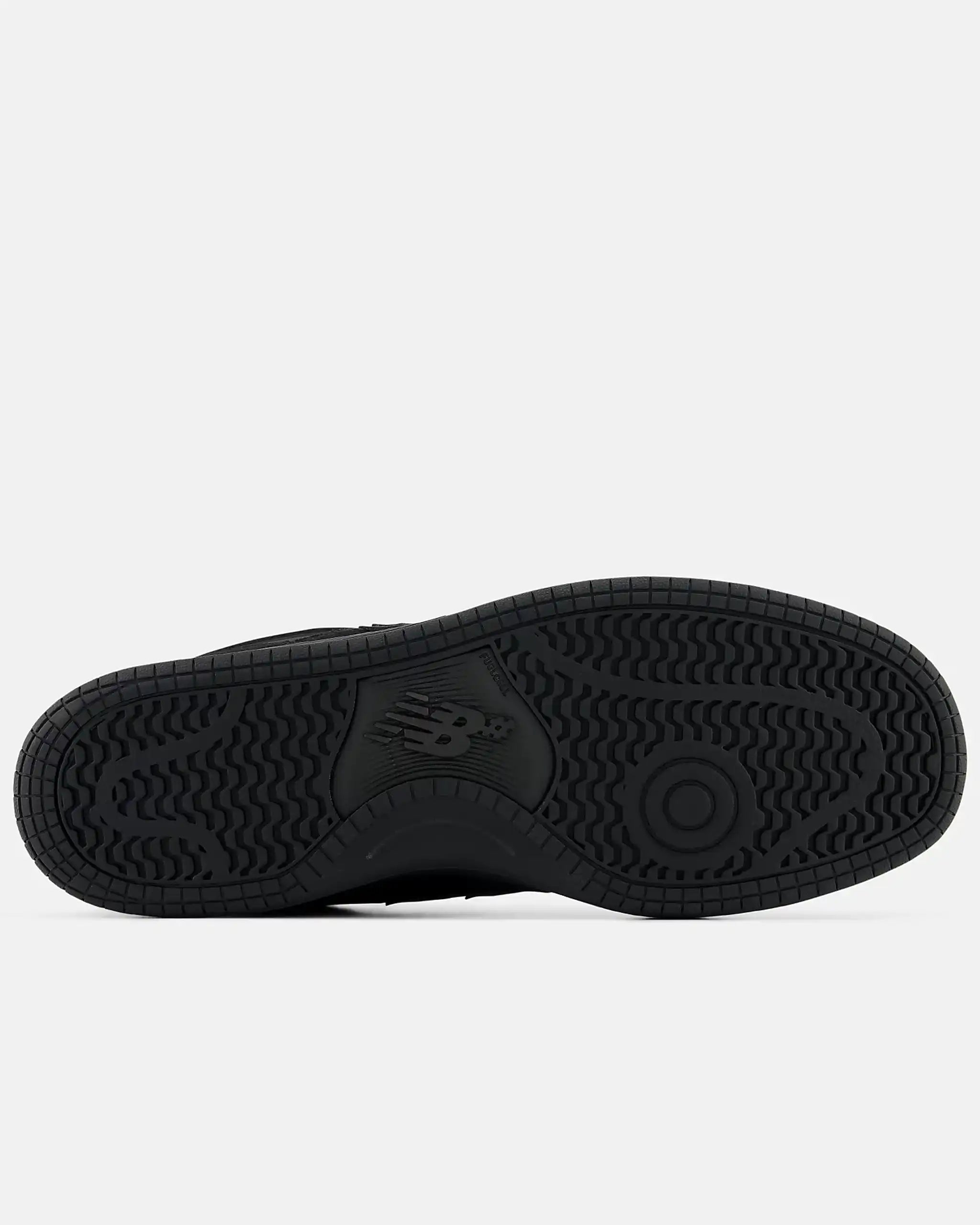 Souliers Numeric 480 - Black/Black
