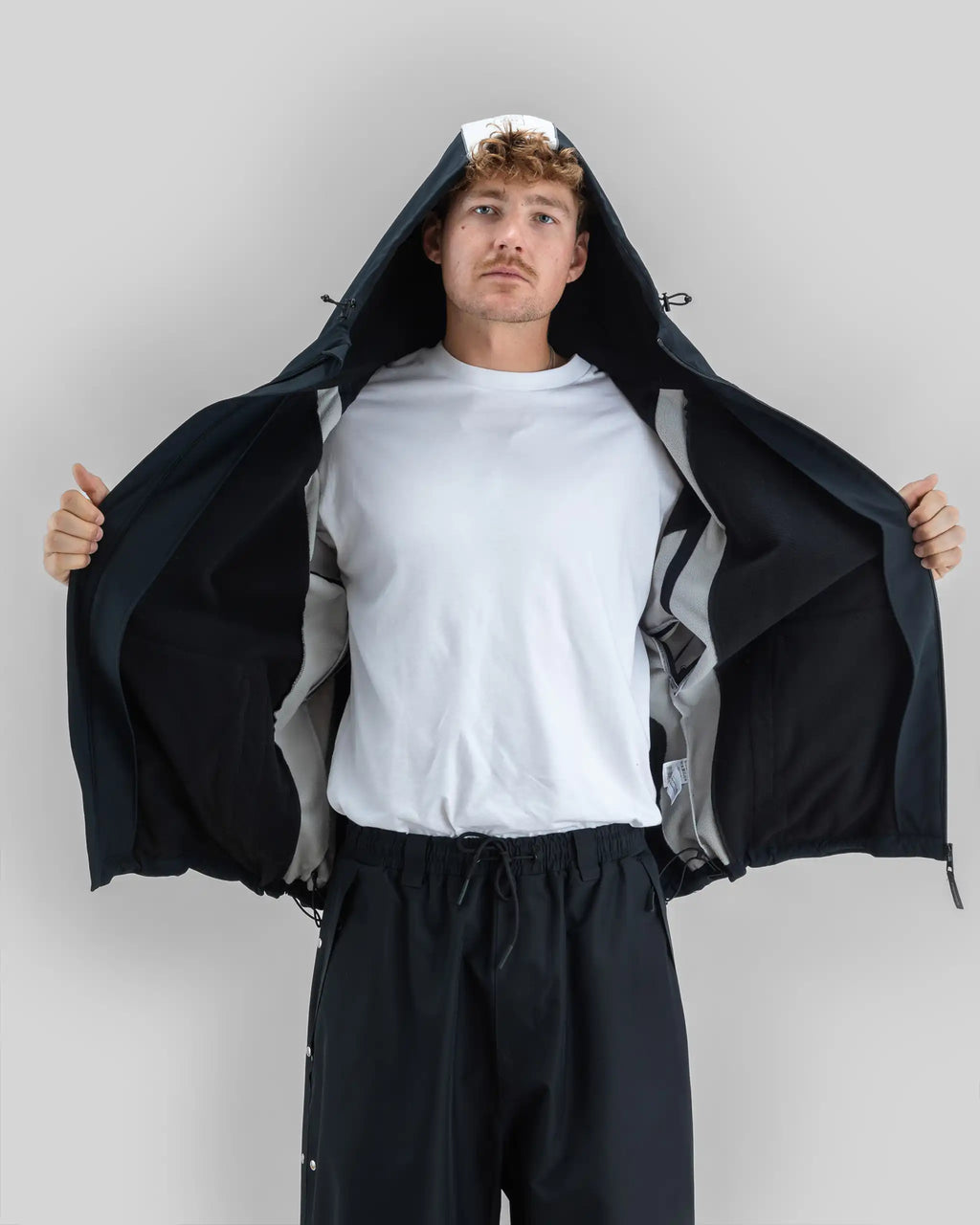Manteau Neige Softshell Jacket - Black par BEYOND MEDALS – vue 8
