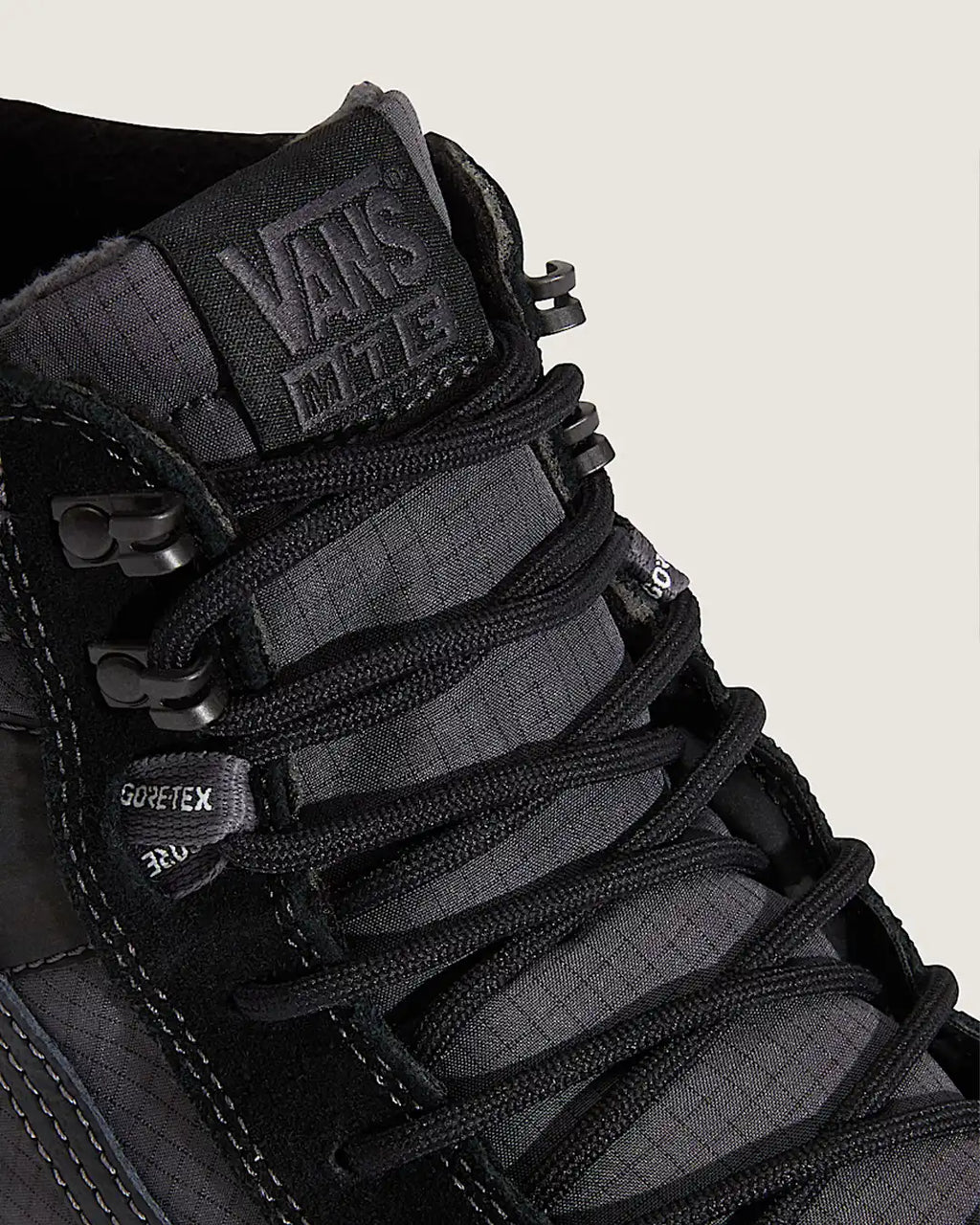 Souliers Mte Sk8-Hi Gore-Tex Insul - Black/Black
