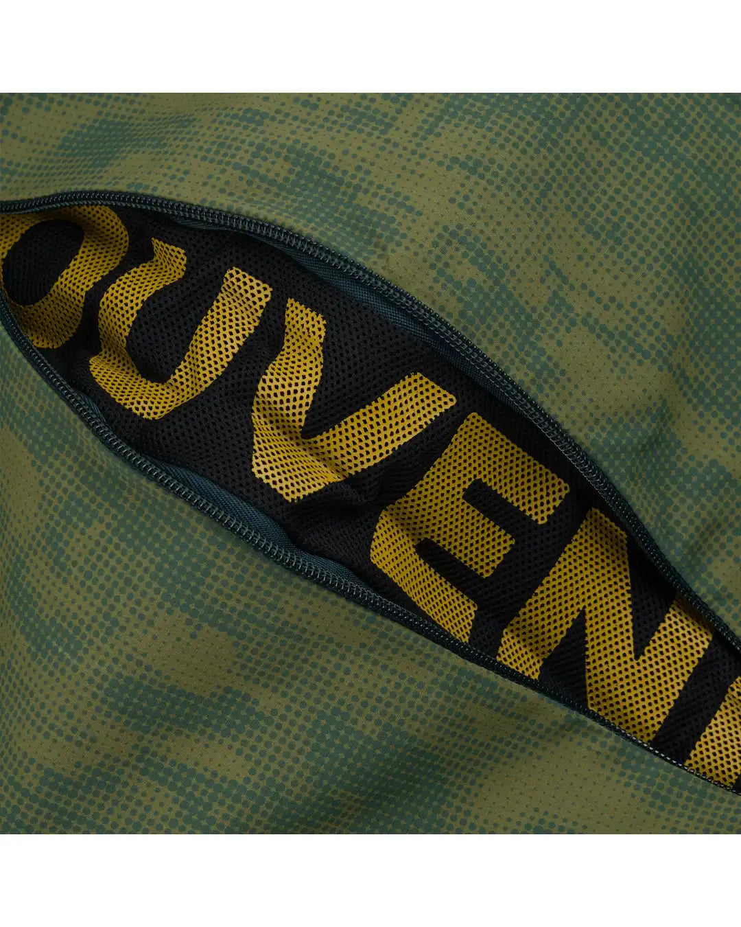 Parachute Snow Pants - Green Camo