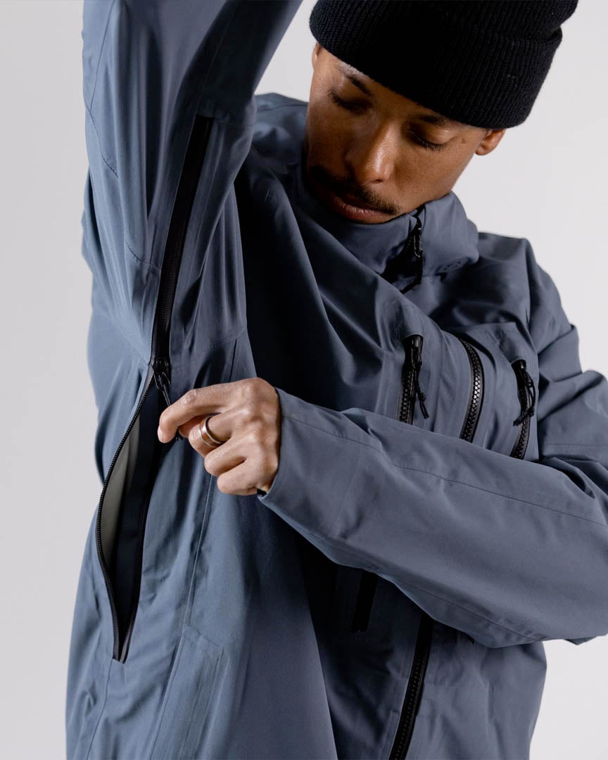 Shralpinist Stretch Recycled Winter Jacket - Black