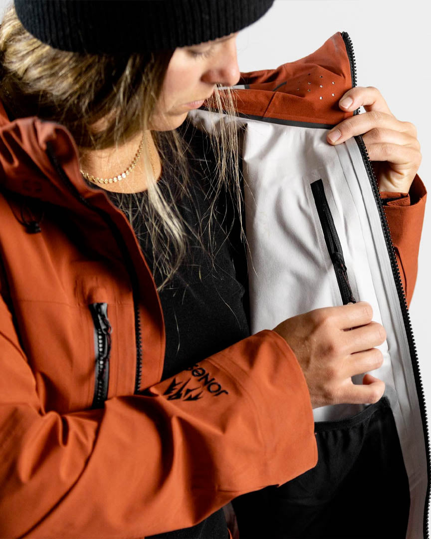 Women's Shralpinist Stretch Recycled Jacket - Obsidian Red